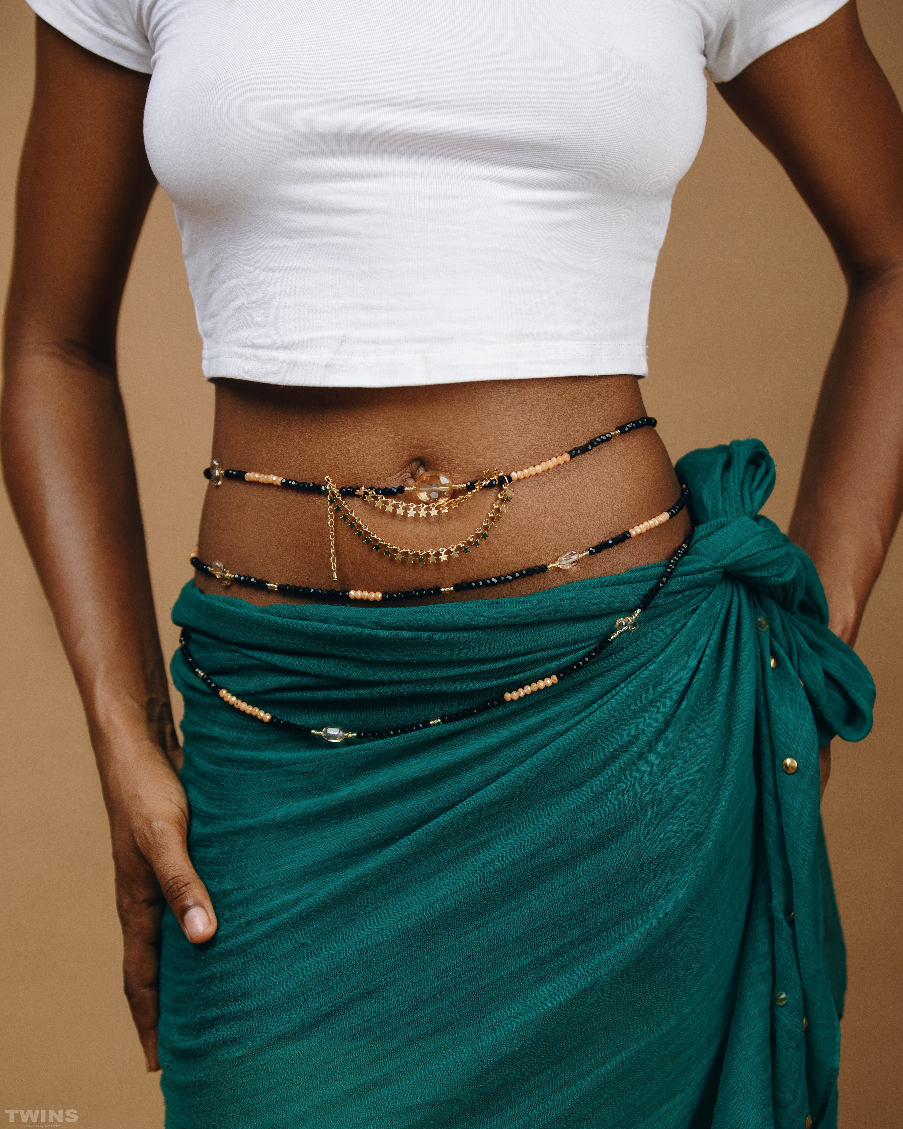 Chaîne de ventre en cristal - Éclipse Noire